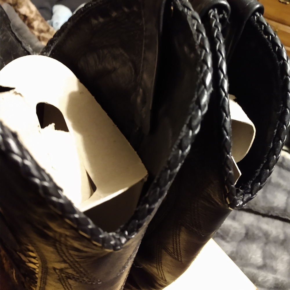 Like New Python Boots - image 7